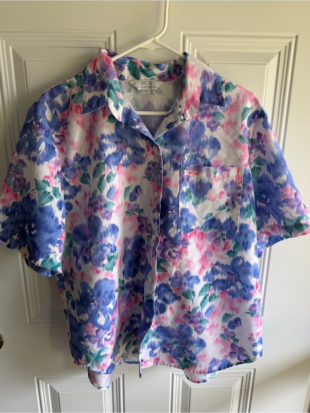 Vintage Cherokee blouse with watercolor-style floral pattern size Large